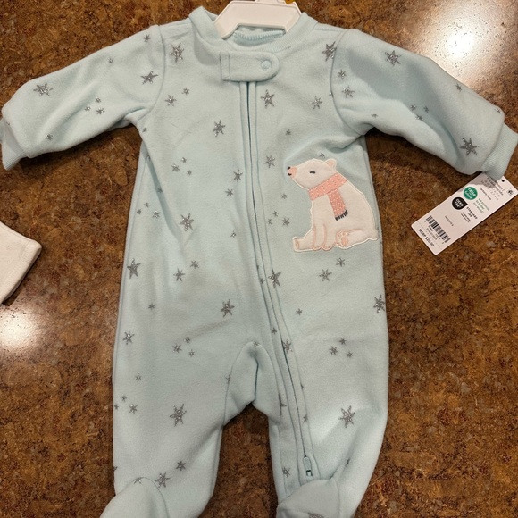 Carter's  Newborn Bundle NWT - Picture 2 of 7